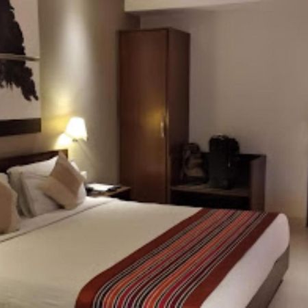 Orbit Hotel - Bagdogra Eksteriør billede