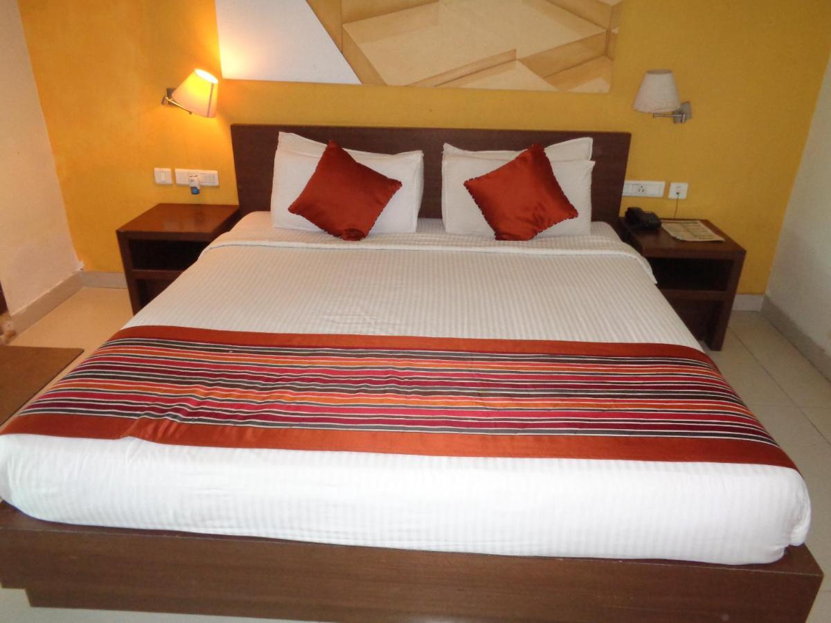 Orbit Hotel - Bagdogra Eksteriør billede