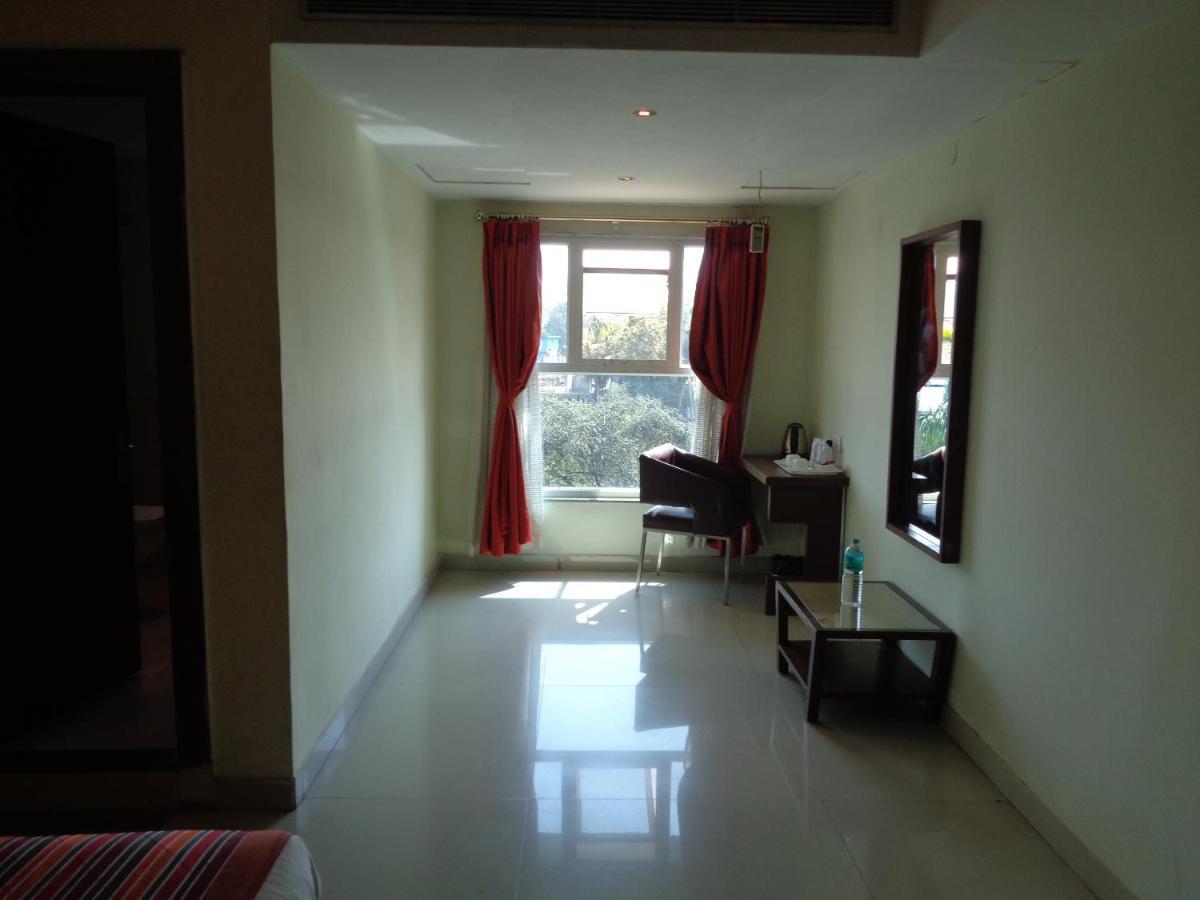 Orbit Hotel - Bagdogra Eksteriør billede