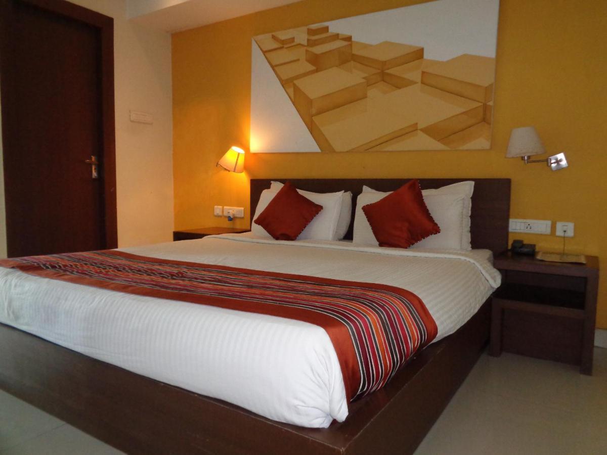 Orbit Hotel - Bagdogra Eksteriør billede