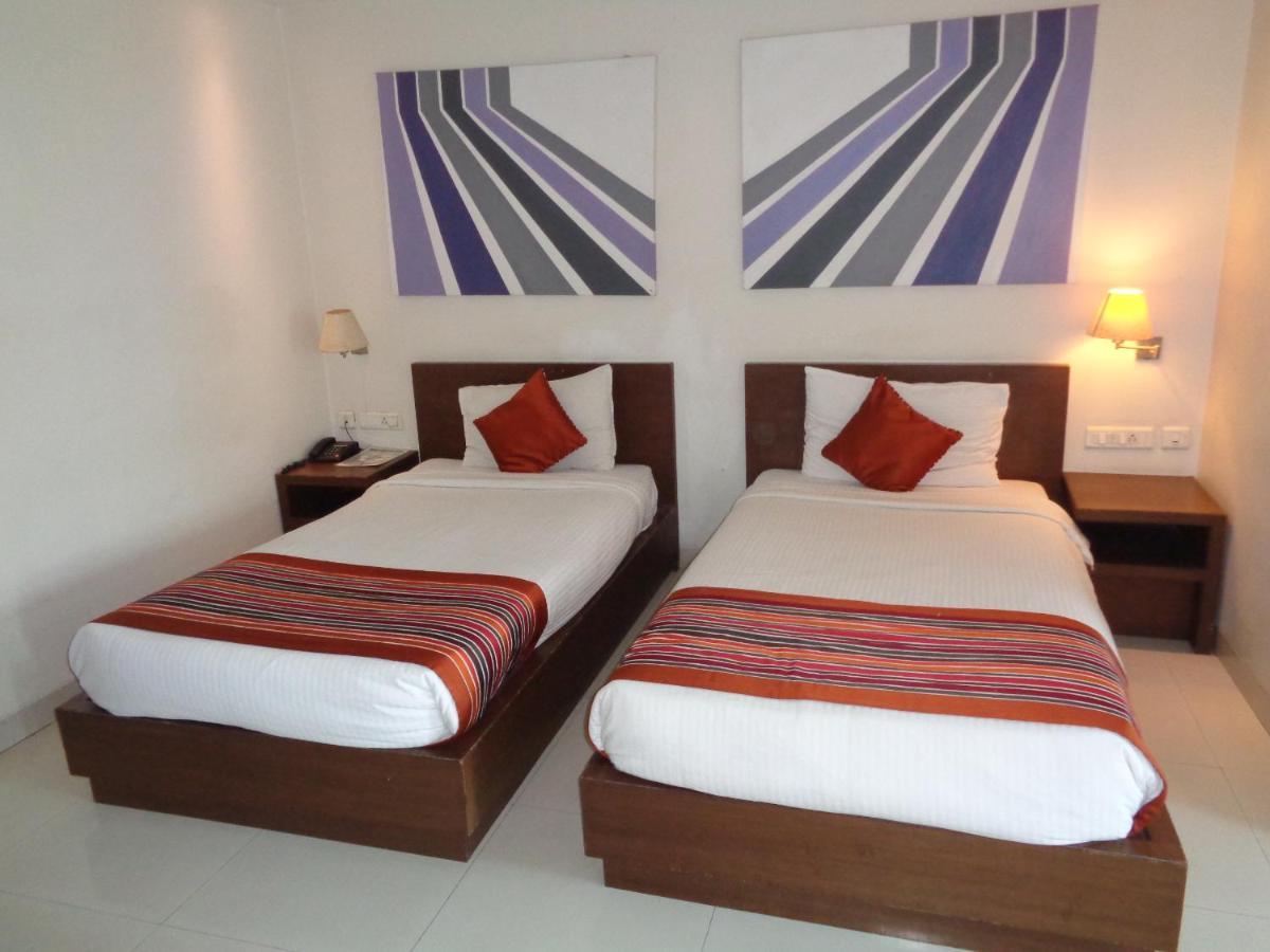 Orbit Hotel - Bagdogra Eksteriør billede