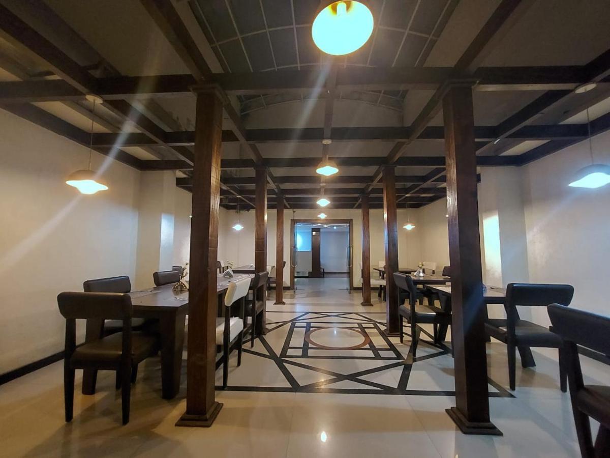 Orbit Hotel - Bagdogra Eksteriør billede