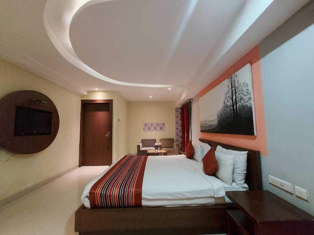 Orbit Hotel - Bagdogra Eksteriør billede