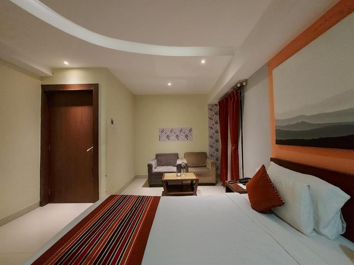 Orbit Hotel - Bagdogra Eksteriør billede