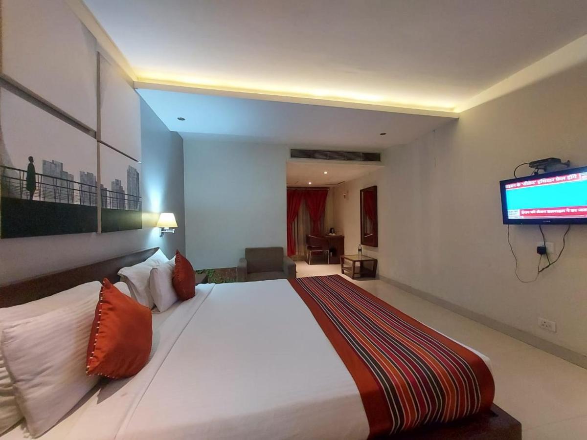 Orbit Hotel - Bagdogra Eksteriør billede